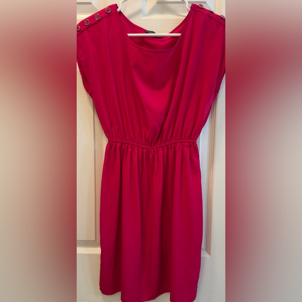 Soprano Scoop Neck Dress Buttoned Dolman Cap Sleeves - Magenta - Women’s Small